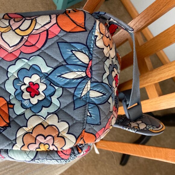 Vera Bradley Backpack Large EUC Tropical Evening - with padded laptop sleeve - Picture 12 of 16